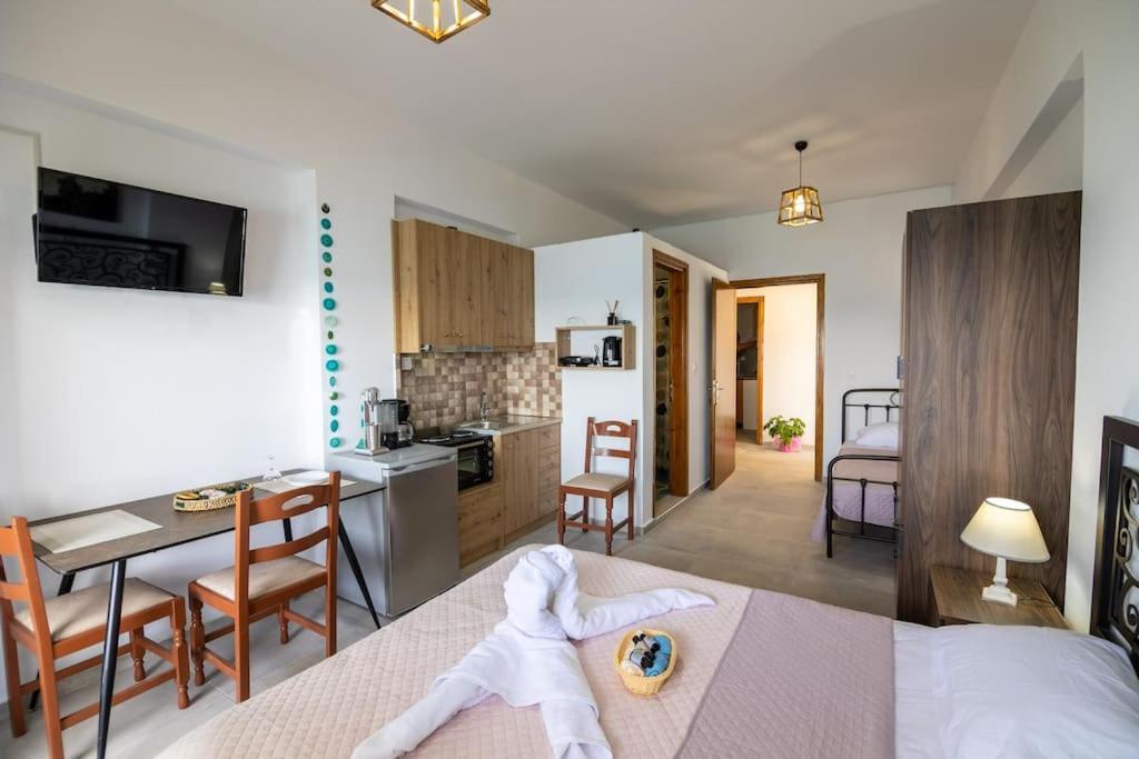 Ioannis Rooms Δωμάτια Με Θεα Στη Θαλασσα Paránimfoi Buitenkant foto